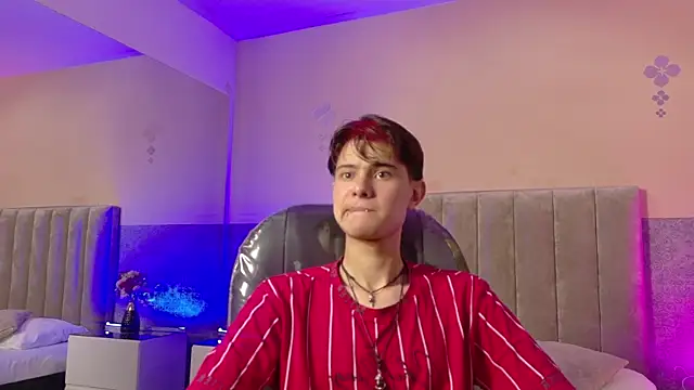 Derek Sinn online show from March 31, 7:59 pm