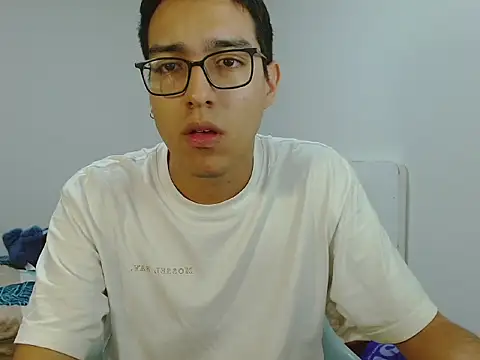 NickFin online show from March 21, 2:37 am