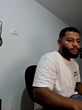 KLEYTON33 online show from March 3, 3:03 am