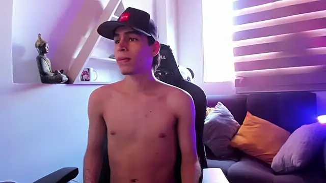 juan posada online show from February 7, 8:14 pm