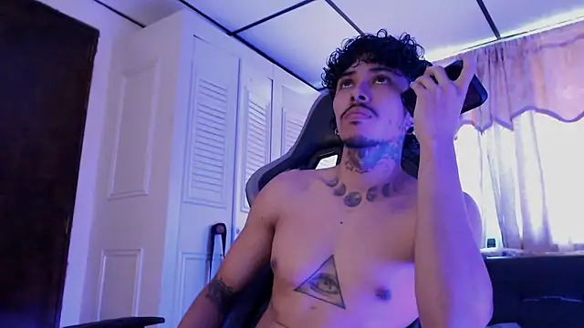 D3v1L88 online show from April 21, 4:57 pm