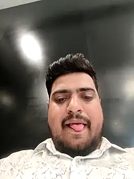 hunterkingshan online show from July 25, 8:33 am