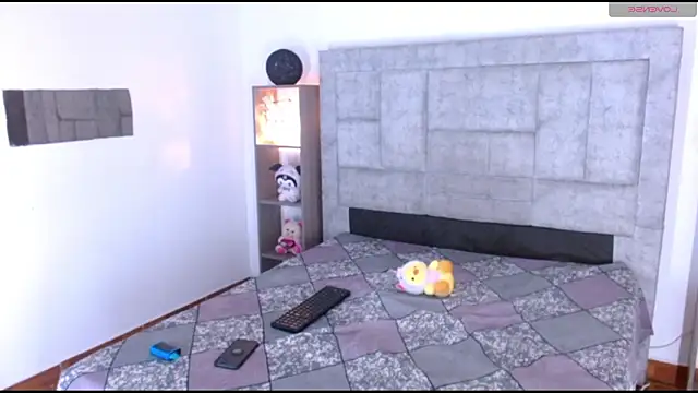 Snapshot of lucke_collins22 chatting on February 5, 8:21 am lucke collins22 online show from February 5, 8:21 am