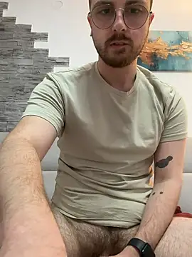 ItalianAlex online show from March 19, 5:27 pm