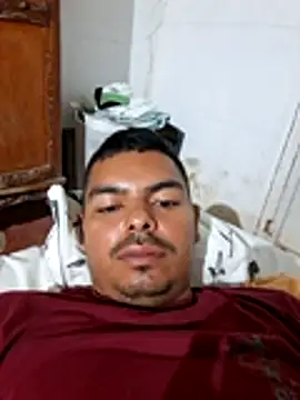 jhoncol231 online show from February 5, 9:33 pm