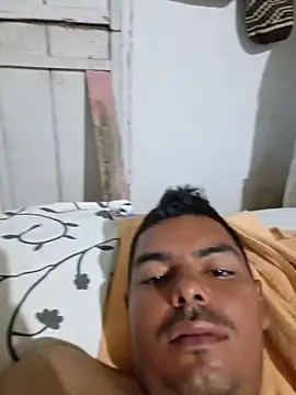 jhoncol231 online show from February 12, 2:17 am