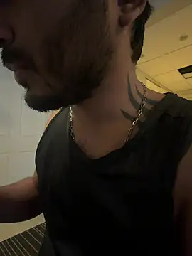 DaggerTie online show from February 18, 3:31 pm