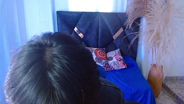 nikoo 18 online show from March 26, 2:32 pm