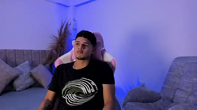 Adrian Prime  online show from July 15, 7:20 pm