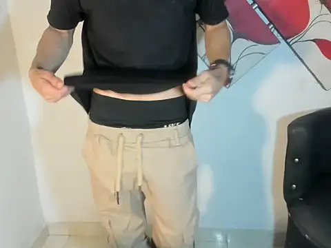 Jesshot bigcock20cm online show from June 25, 4:26 am