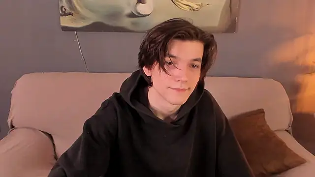 A LF online show from March 8, 6:50 am