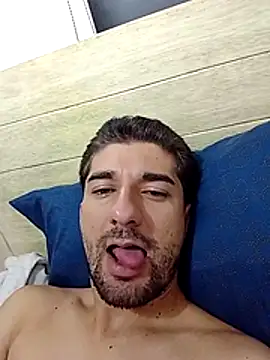 Camilo696903 online show from June 9, 9:22 am