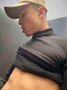 Eros lee online show from April 3, 4:48 pm
