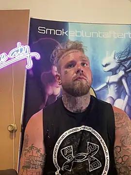 Smokebluntafterblunt online show from June 10, 8:09 pm