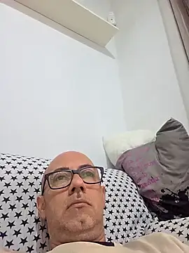 pareja47 online show from May 5, 8:38 am