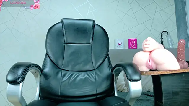 Milo Thompson online show from May 27, 4:09 am