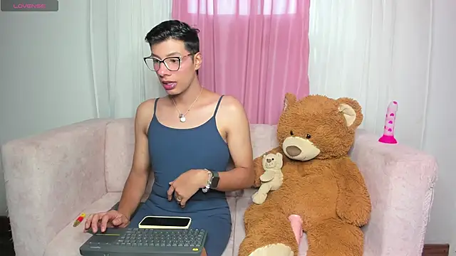 Miissy  online show from May 13, 7:44 pm