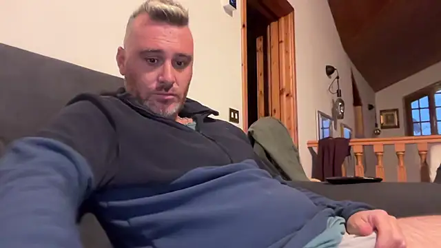 Snapshot of marcovik1 chatting on February 25, 5:14 pm marcovik1 online show from February 25, 5:14 pm