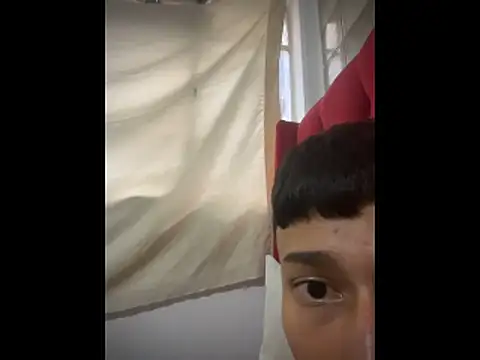 glopetitooo online show from February 15, 5:32 pm