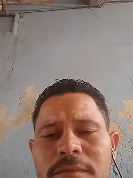 euchapo99 online show from May 23, 1:16 pm