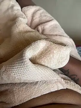 swaggyboii online show from March 21, 6:39 am