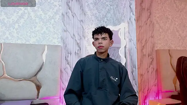 keahi tay online show from March 7, 11:41 am