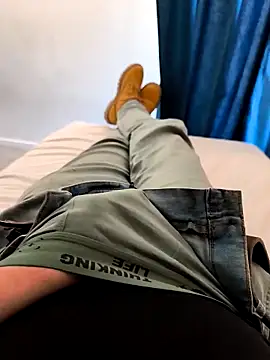 eruzam59000 online show from March 8, 1:15 pm