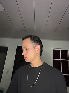 HarryGaze online show from February 24, 9:43 am