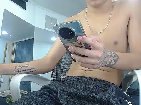 Hollmanhot online show from March 15, 4:20 am