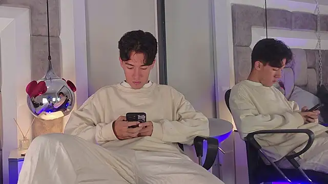 Austin Reedss online show from March 31, 12:40 pm