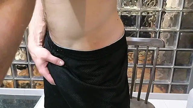 chantatummm online show from April 18, 7:58 pm