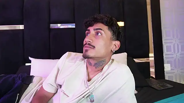 Dark Eros  online show from March 12, 7:54 pm