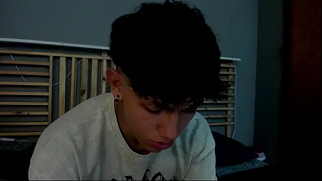 clark ken01 online show from April 17, 9:50 pm