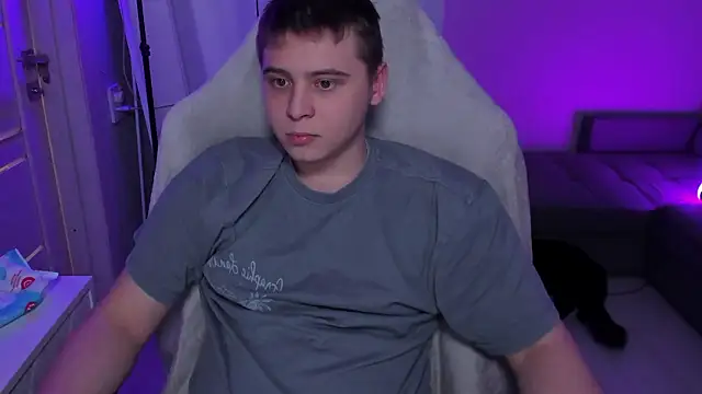 max sm1th online show from March 4, 1:51 pm