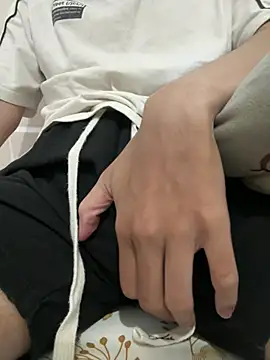 DuckDuyy online show from April 5, 2:35 pm