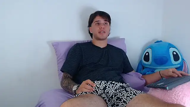 EXCLUSIVE8 online show from June 11, 2:11 am