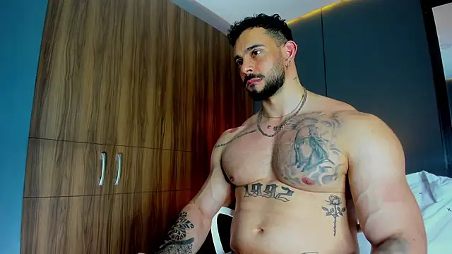 massimo visconti online show from March 14, 2:40 am