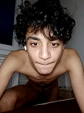 --hot-boy-- online show from March 18, 5:32 am