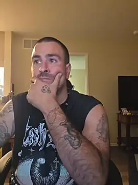 Biggbaddwulf7 online show from May 4, 6:37 am