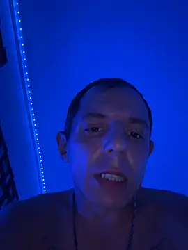 Hugo1993 online show from July 7, 3:05 pm