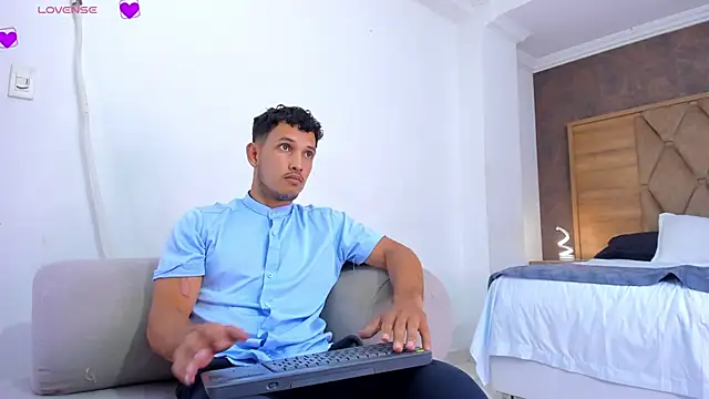 MaxiStanford online show from May 1, 9:39 pm