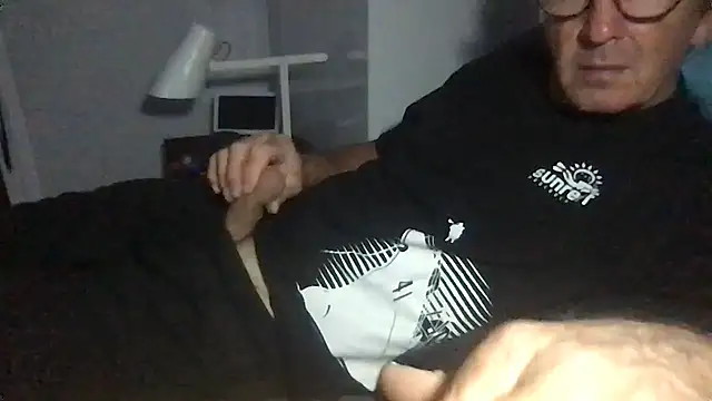 MrBombasticxxx online show from April 4, 12:51 am