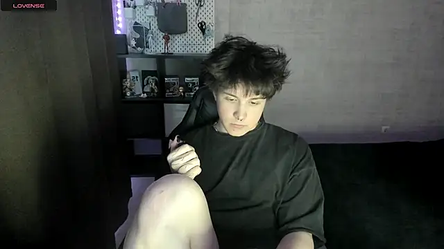 MIya Chinen online show from March 5, 3:08 pm