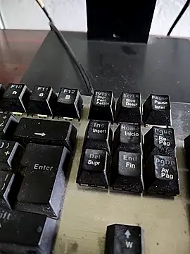 Osito HOT online show from April 4, 9:45 pm