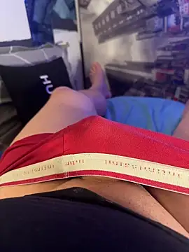 MatthewEmme2121 online show from May 18, 10:14 pm