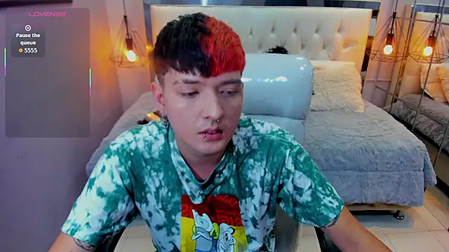 Santiago morgan online show from April 18, 10:42 pm