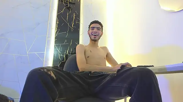 Valentin Lux online show from March 24, 3:44 am