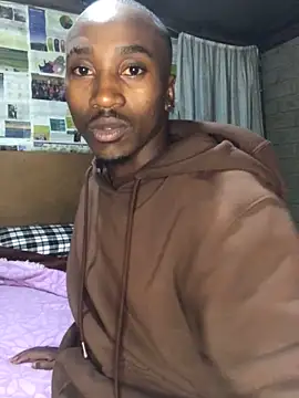 Kingbkackk online show from April 6, 7:25 pm