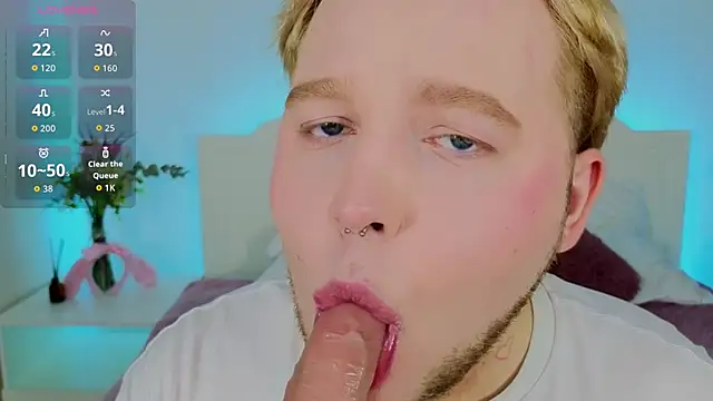 BlondeRebe online show from March 10, 3:56 am