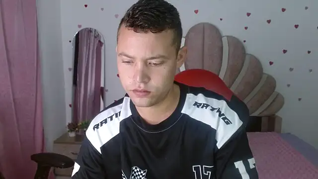 sven fox723 online show from April 21, 11:49 am